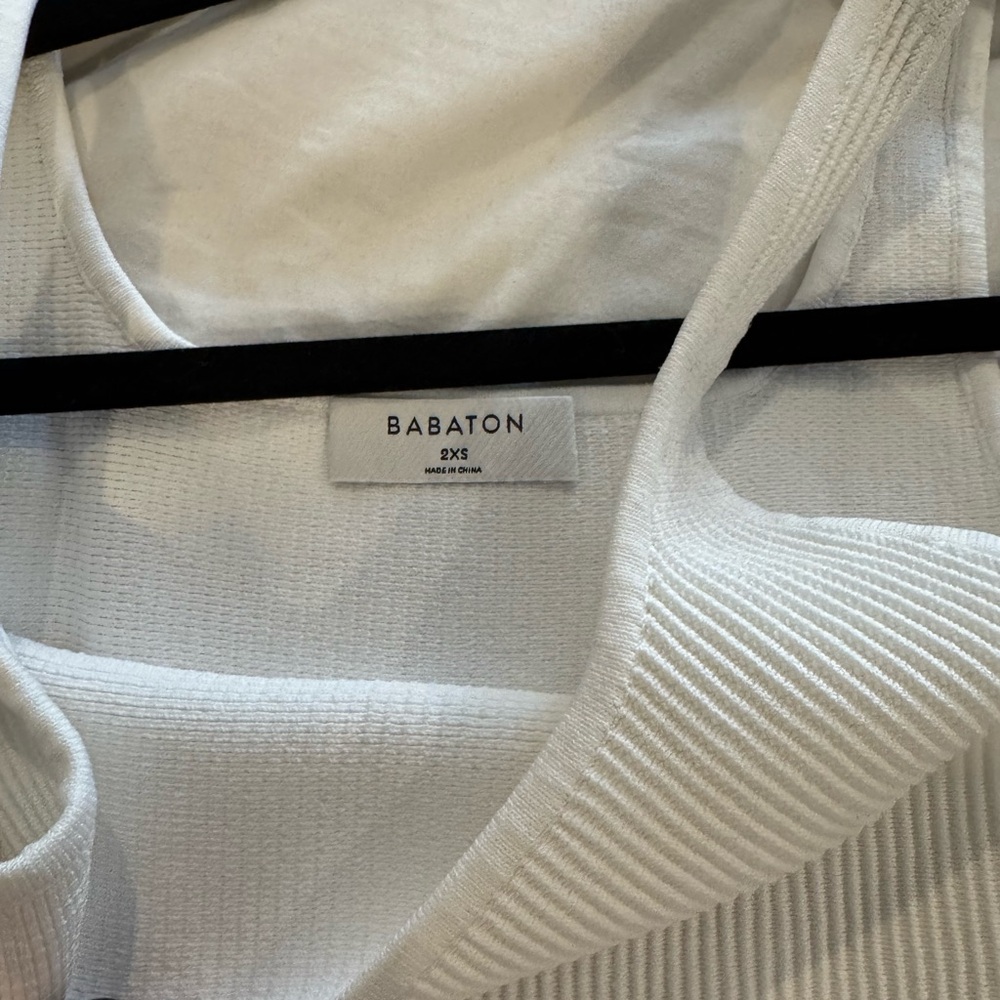 Aritzia tank - Picture 3 of 4